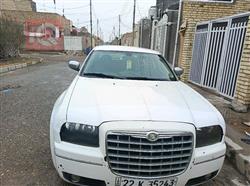 کرایسلەر 300